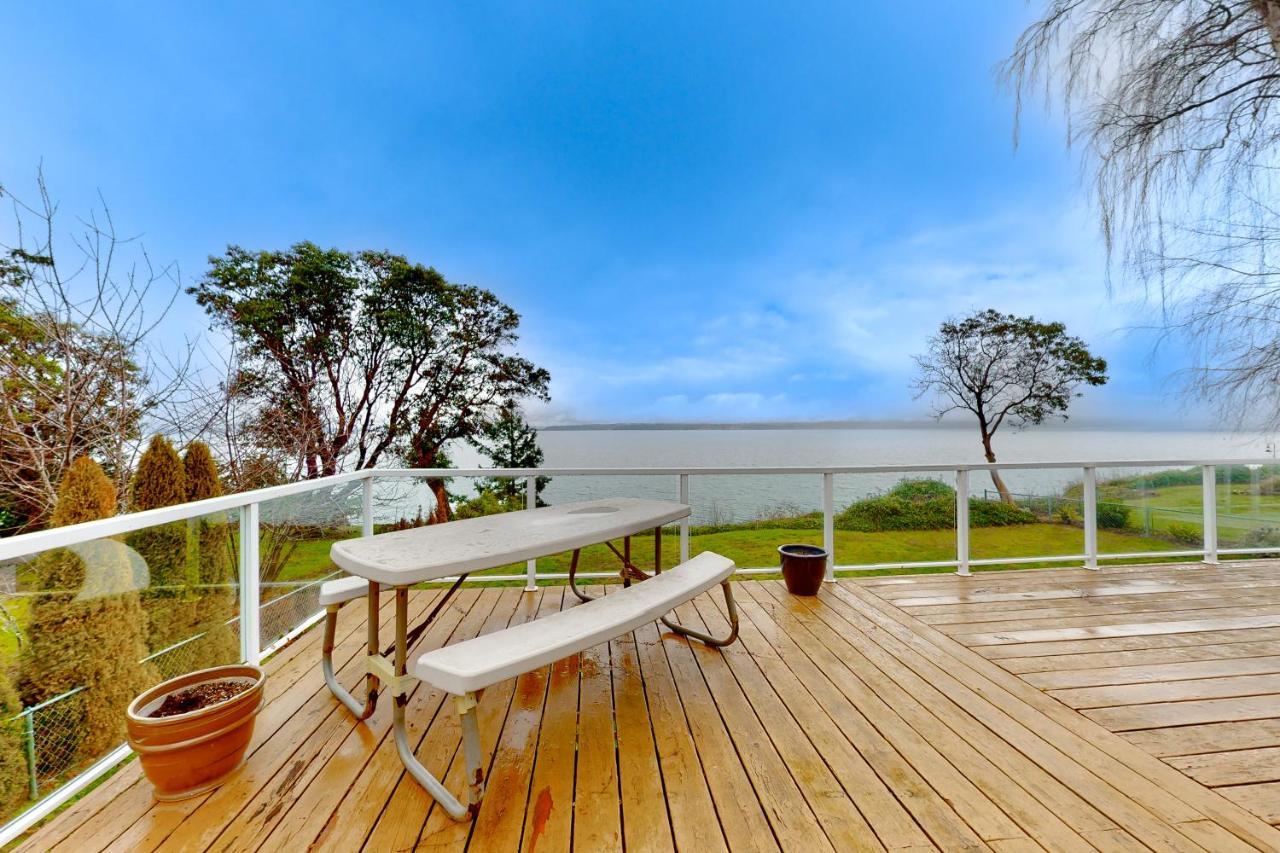 Вілла Camano Waterfront Delight Екстер'єр фото